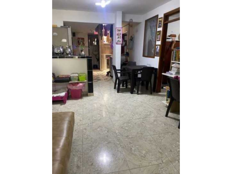 SE VENDE CASA MULTIFAMILIAR EN ALFOSO LÓPEZ 3RA ETAPA T.P — foto 3