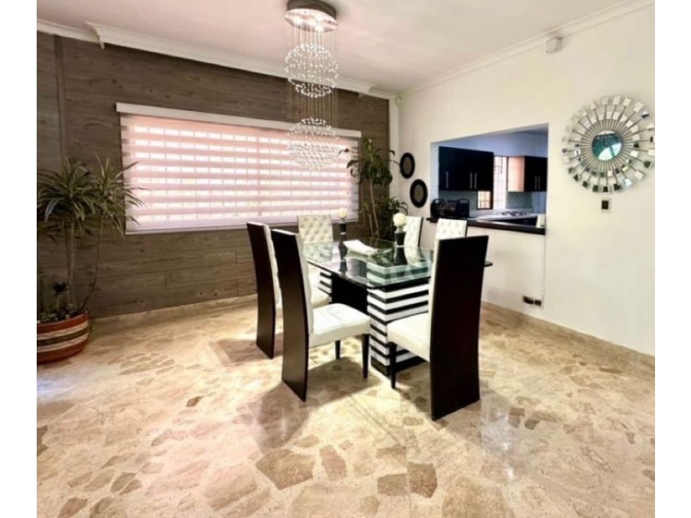SE VENDE CASA MUY AMPLIA EN ENVIGADO. PARTE PLANA -SECTOR OTRAPARTE, — foto 3