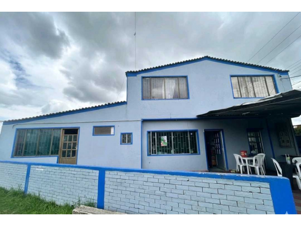 SE VENDE CASA NEMOCON PELDAR - 1