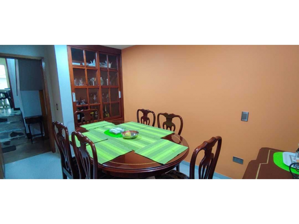 SE VENDE CASA NORMANDIA II sector - 3