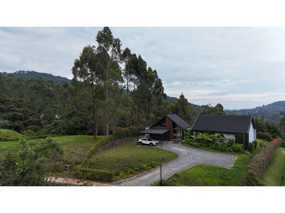 SE VENDE | Casa Nórdica en El Retiro