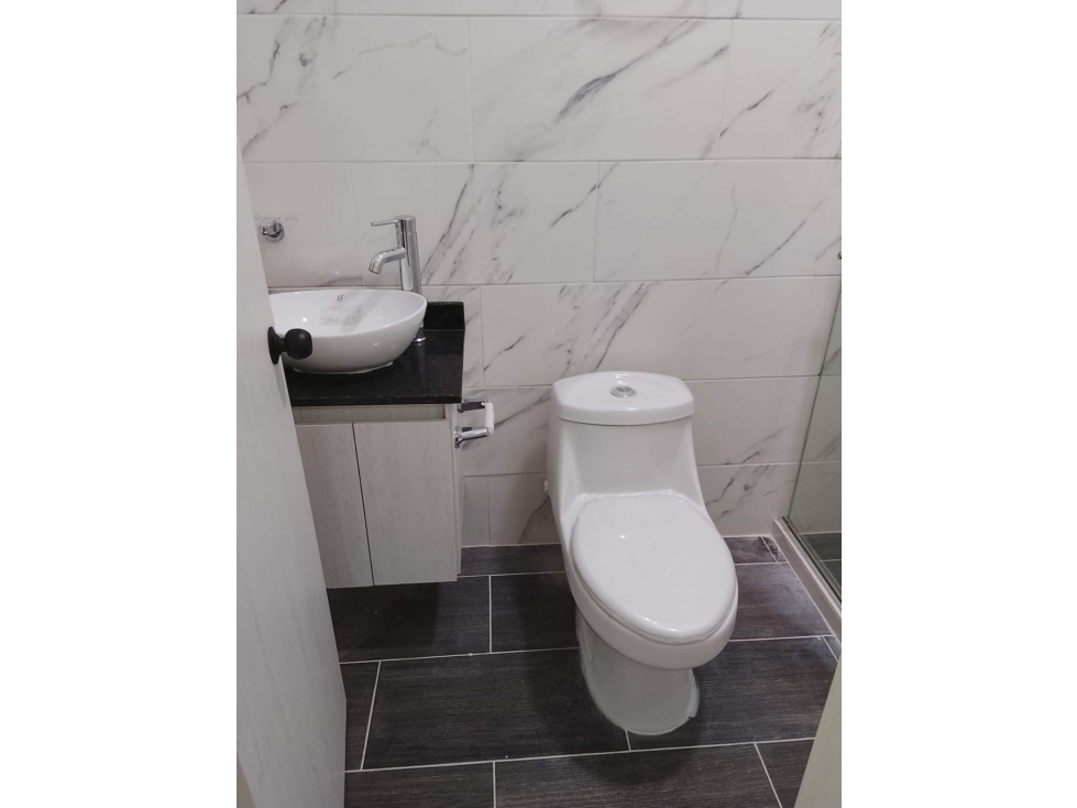 SE VENDE CASA NUEVA CON PLANCHA BARRIO LOS OCOBOS, YOPAL — foto 4