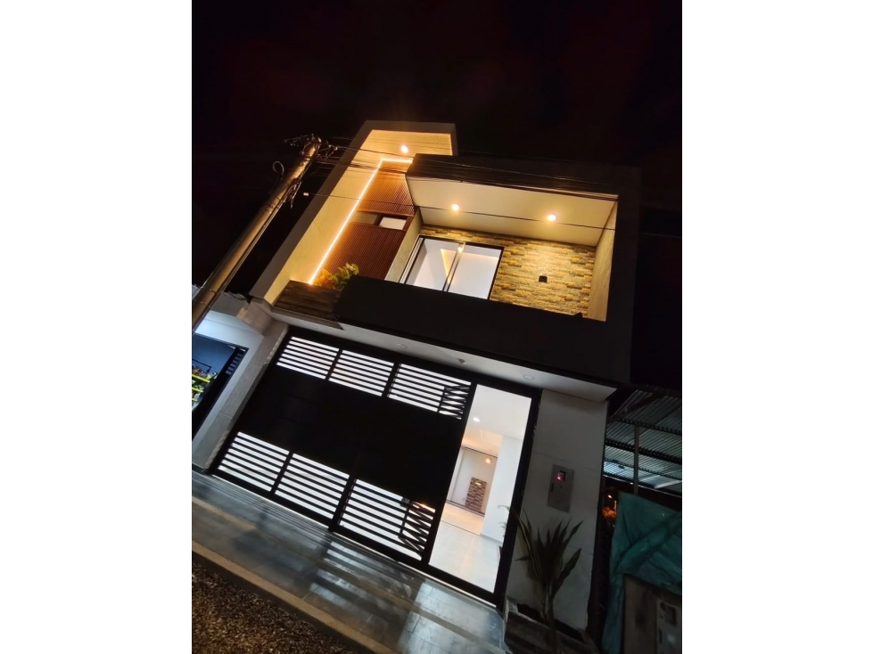 SE VENDE CASA NUEVA DE DOS PISOS CON PISCINA|BARRIO SANTA MARTHA-YOPAL