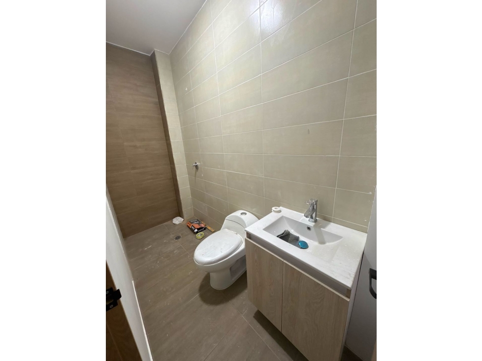 SE VENDE CASA NUEVA DE UN PISO CON PLACA BARRIO SANTA MARTA, YOPAL — foto 4