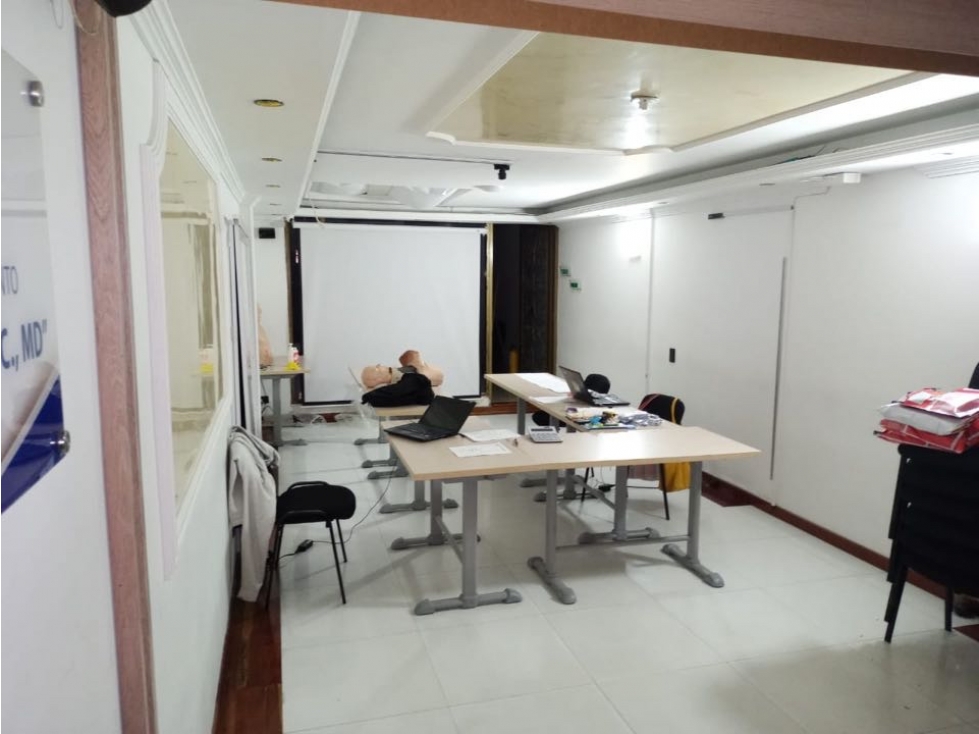 SE VENDE CASA PARA EMPRESA EN SANTA BARBARA.A — foto 2