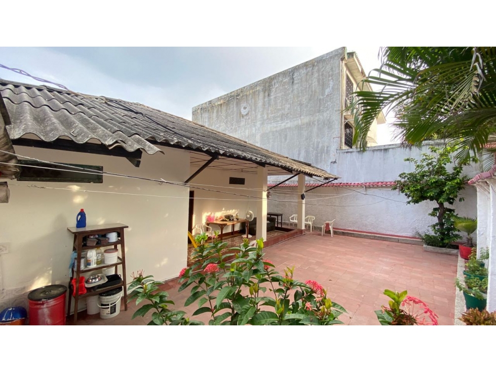 SE VENDE CASA PARA REMODELAR BARRIO RECREO (hay que hacer sucesión ) — foto 2