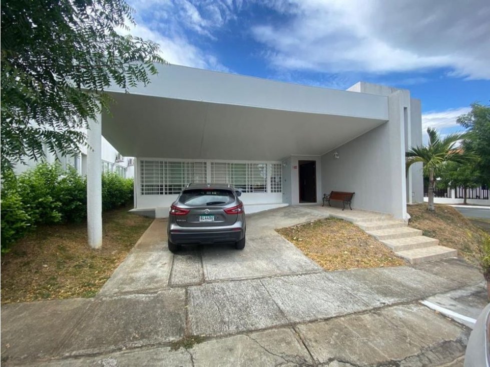 Venta de Casa de Playa en PH Paradise Point, Coronado