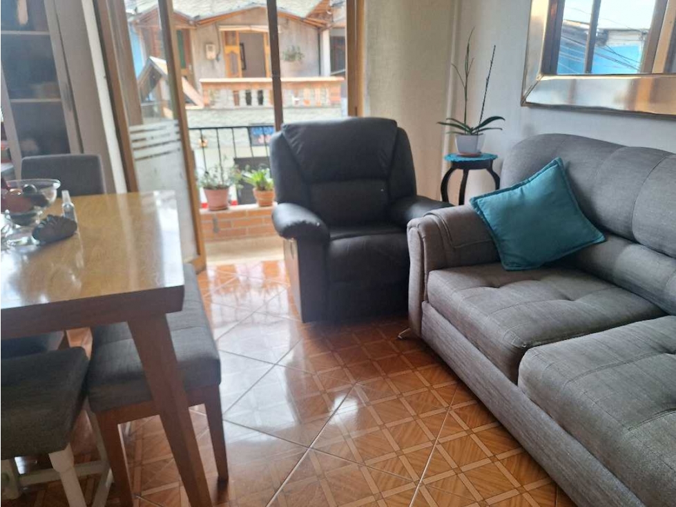 Se Vende Casa Primer piso En La Estrella, La Inmaculada $350'000.000 - 2