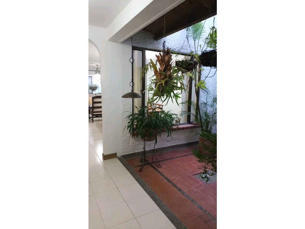 SE VENDE CASA PRIMER PISO EN LA CASTELLANA — foto 2