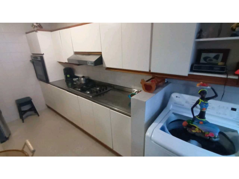 SE VENDE CASA PRIMER PISO EN LA CASTELLANA — foto 3