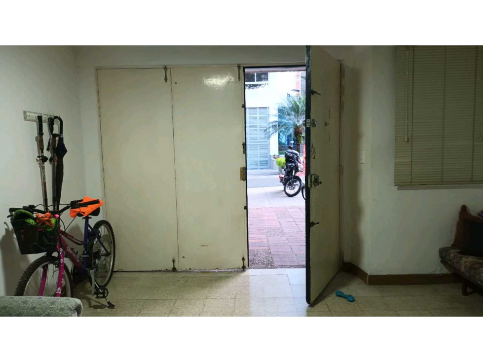 SE VENDE CASA PRIMER PISO EN LA CASTELLANA — foto 6