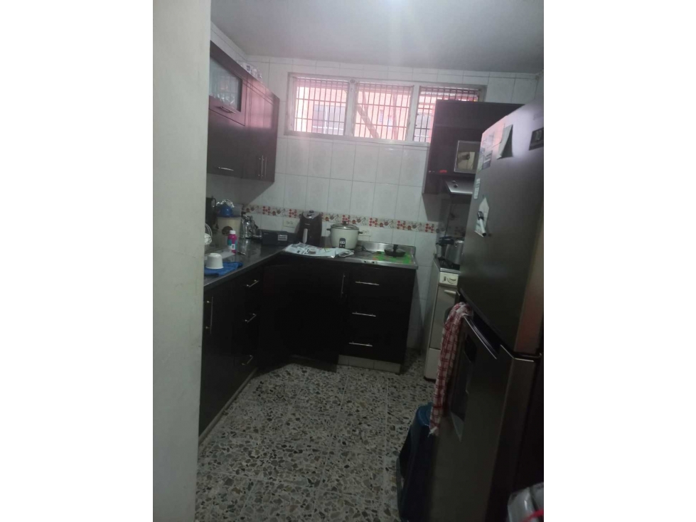 SE VENDE CASA PRIMER PISO EN LA FLORESTA LOS ALCAZARES. — foto 3