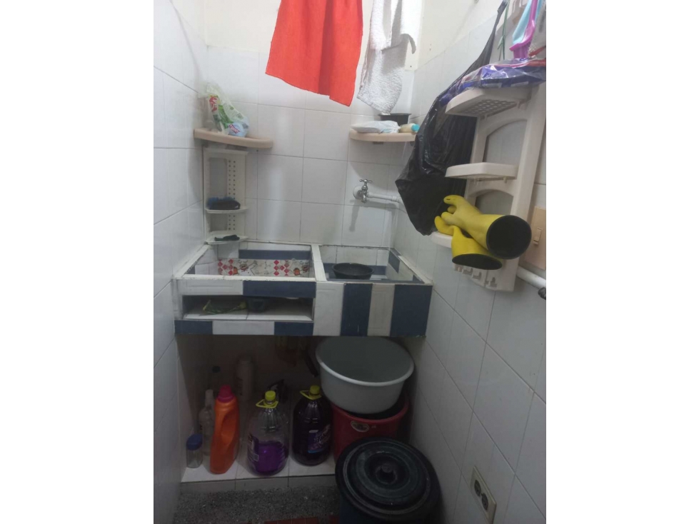 SE VENDE CASA PRIMER PISO EN LA FLORESTA LOS ALCAZARES. — foto 4