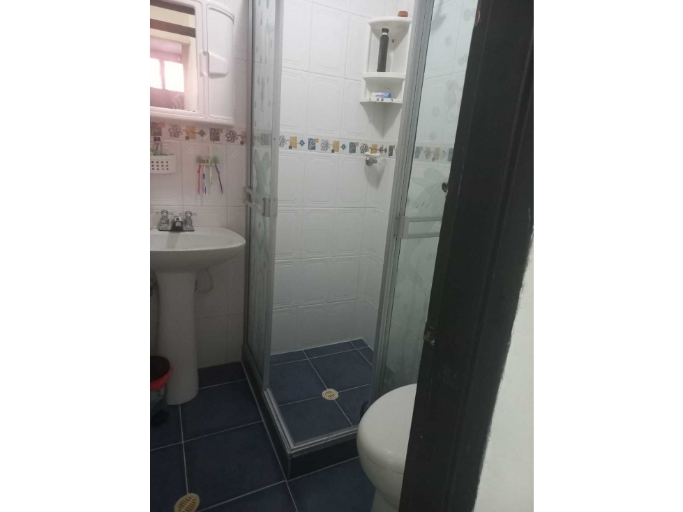 SE VENDE CASA PRIMER PISO EN LA FLORESTA LOS ALCAZARES. — foto 5