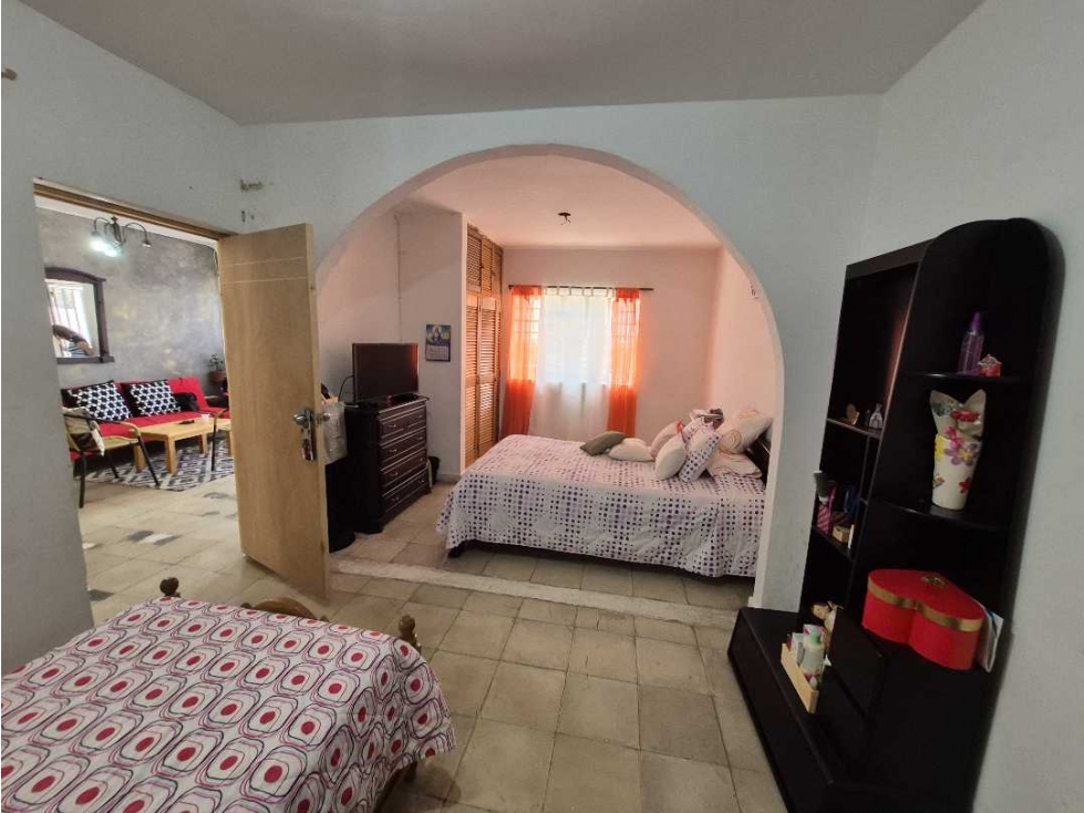 SE VENDE CASA PRIMER PISO EN MEDELLIN, BARRIO FLORENCIA — foto 2