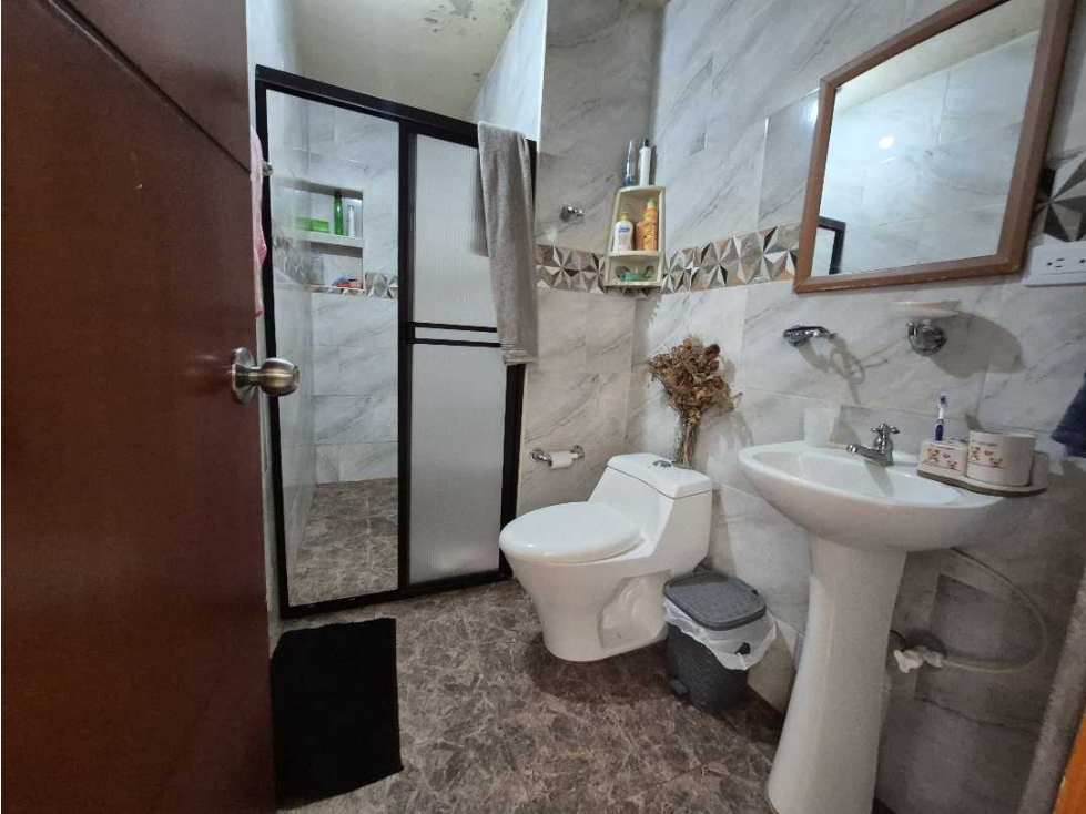SE VENDE CASA PRIMER PISO EN MEDELLIN, BARRIO FLORENCIA — foto 6