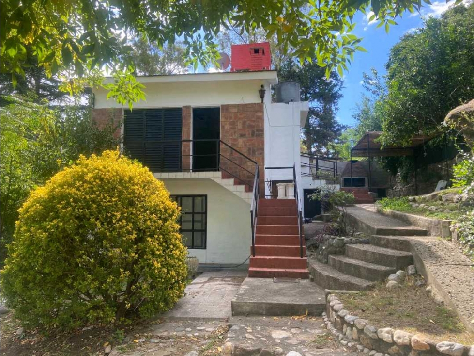 Se vende casa en villa del lago Carlos Paz - 2