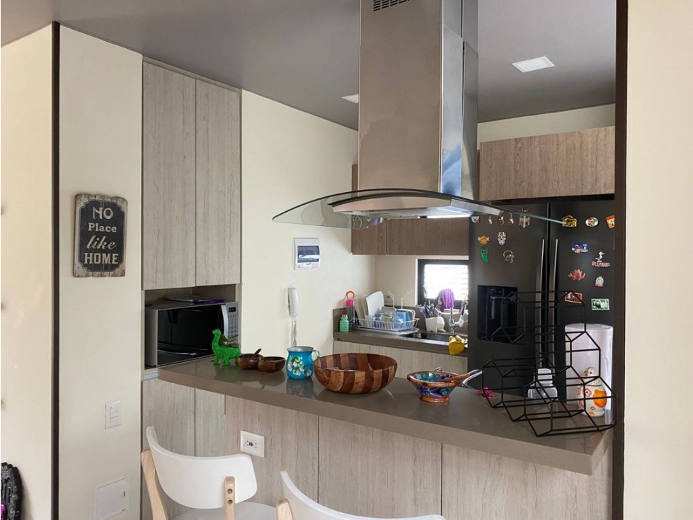 SE VENDE CASA REMODELADA — foto 3