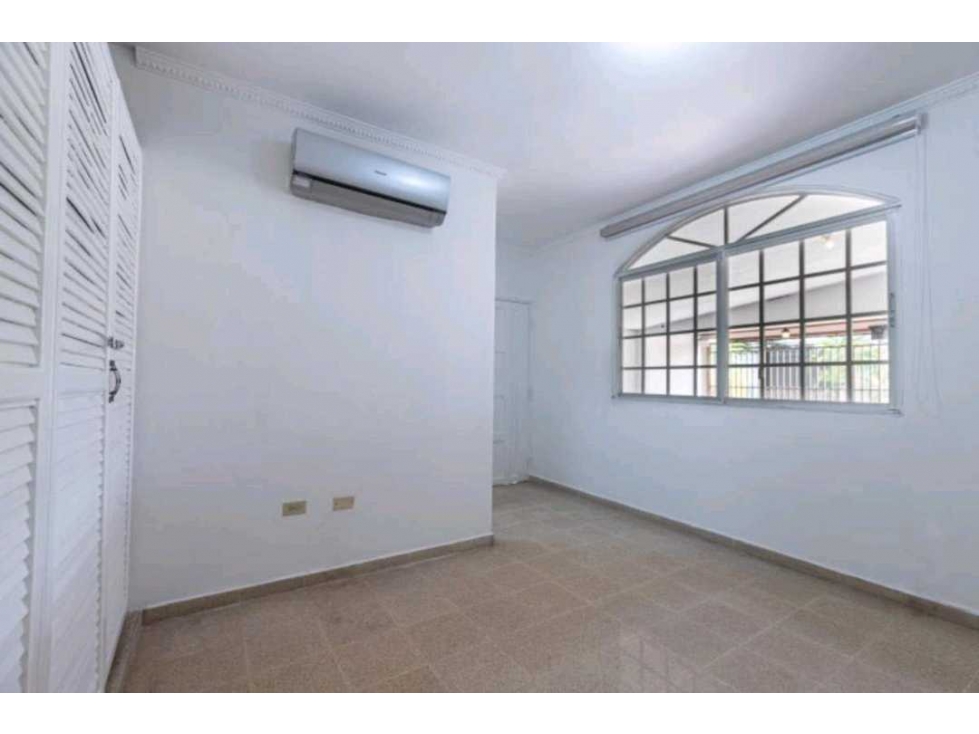 SE VENDE CASA REMODELADA EN VILLA RICA, RIO ABAJO 334M2 JP - 6
