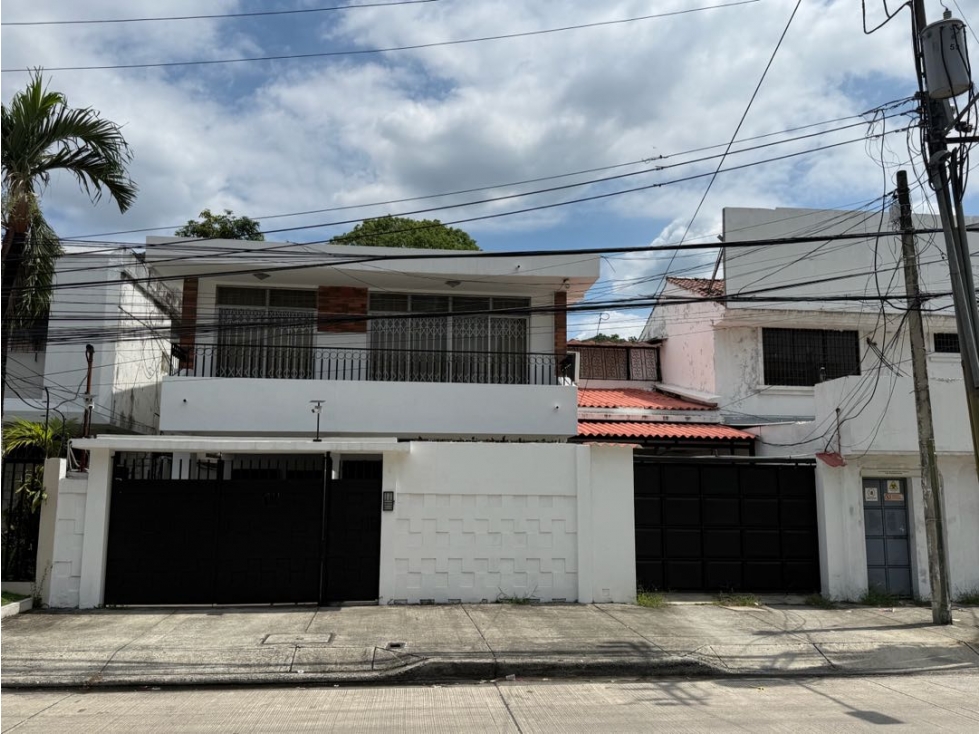 Se vende Casa Rentera en Urdesa