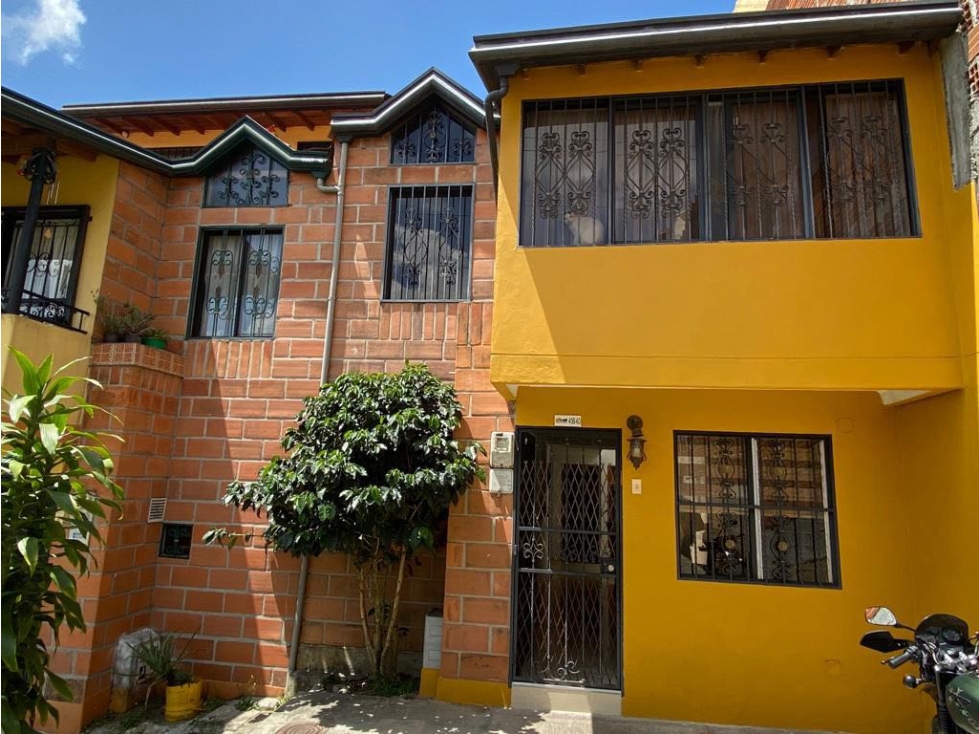 Se vende casa residencial en Quintas del Carretero, Rionegro