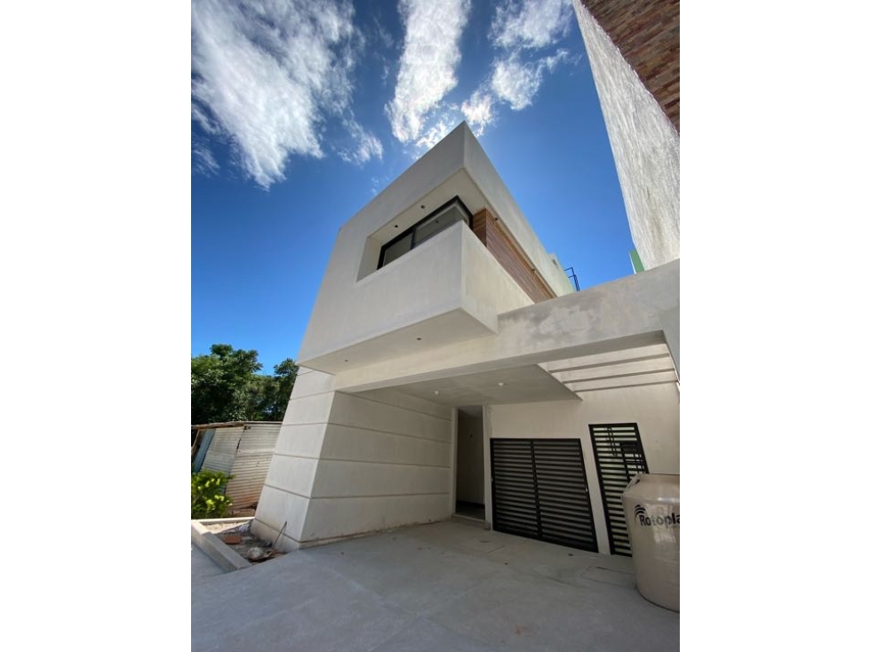 Se vende casa residencial moderna, privada y rodeada de naturaleza. - 2