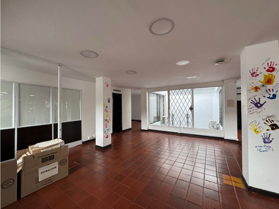 Se alquila casa comercial en San Fernando