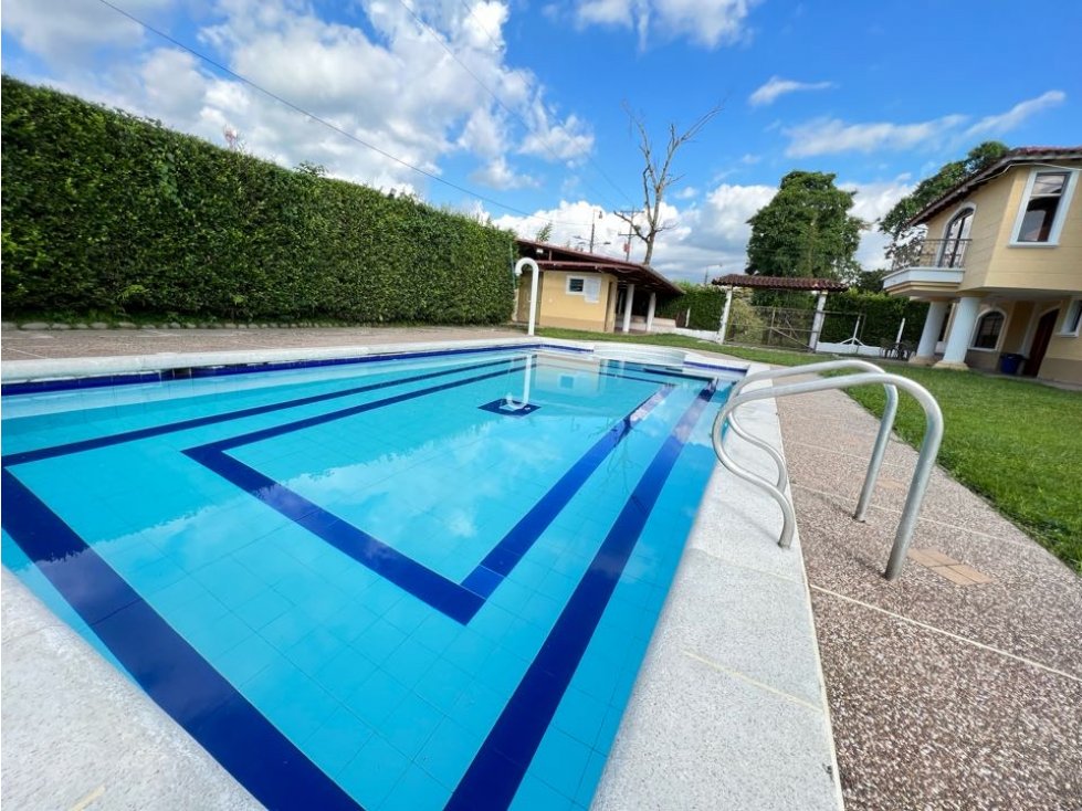 SE VENDE CASA CAMPESTRE . SECTOR AEROPUERTO EL EDEN — foto 4