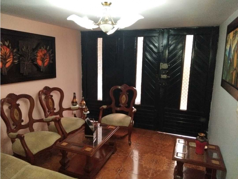 Se vende casa sector Villa Maria, Caldas.
