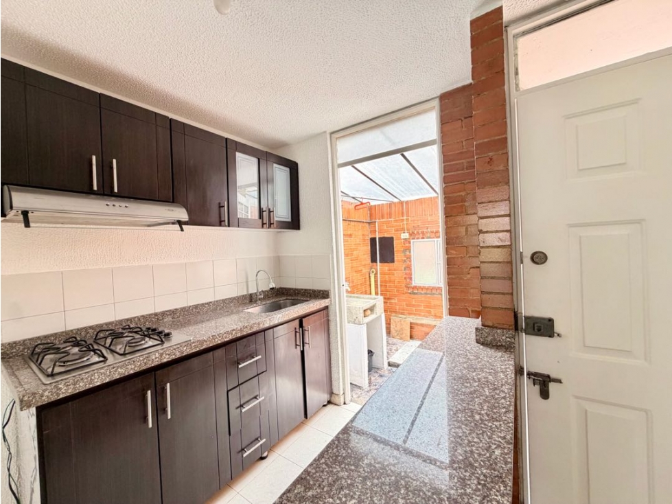 SE VENDE CASA SENDEROS DE FUNZA 1 - CÓDIGO 1458 - 6
