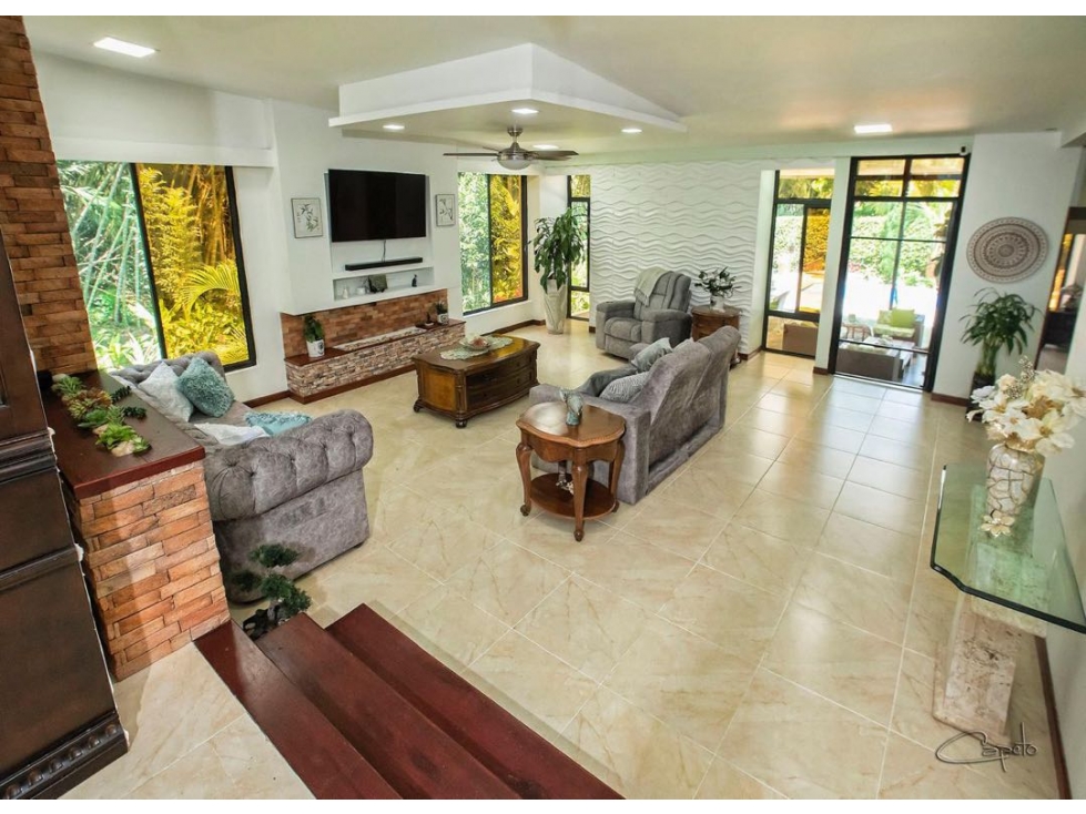 SE VENDE CASA, TIGRE CERRITOS,PEREIRA,COLOMBIA