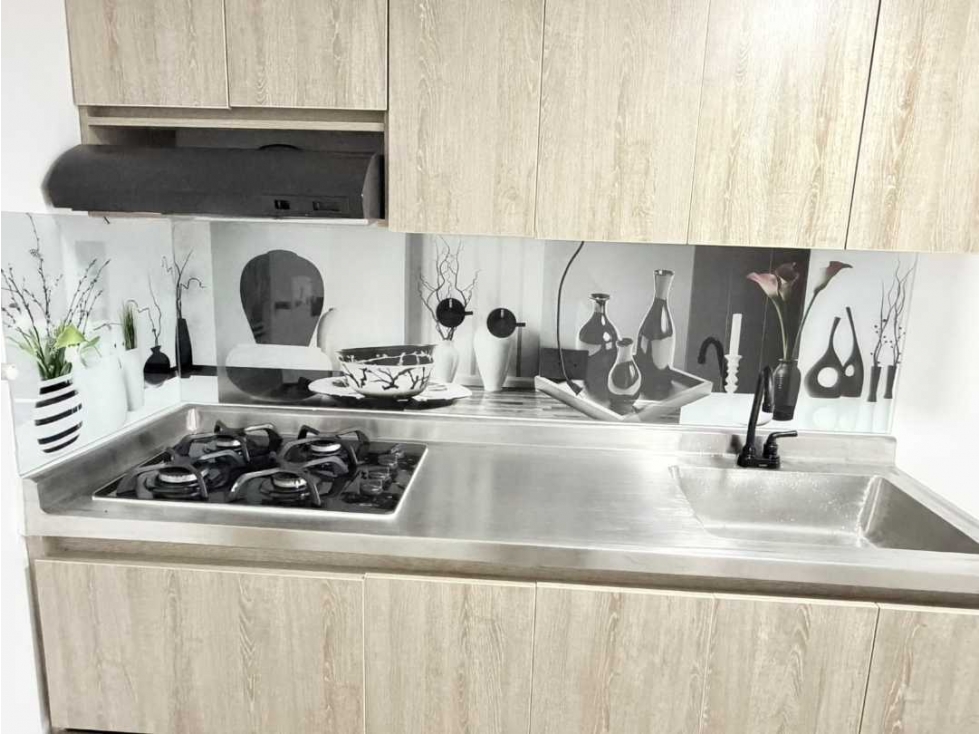 SE VENDE CASA UNIFAMILIAR EN BELÉN LAS VIOLETAS CON TERRAZA — foto 2