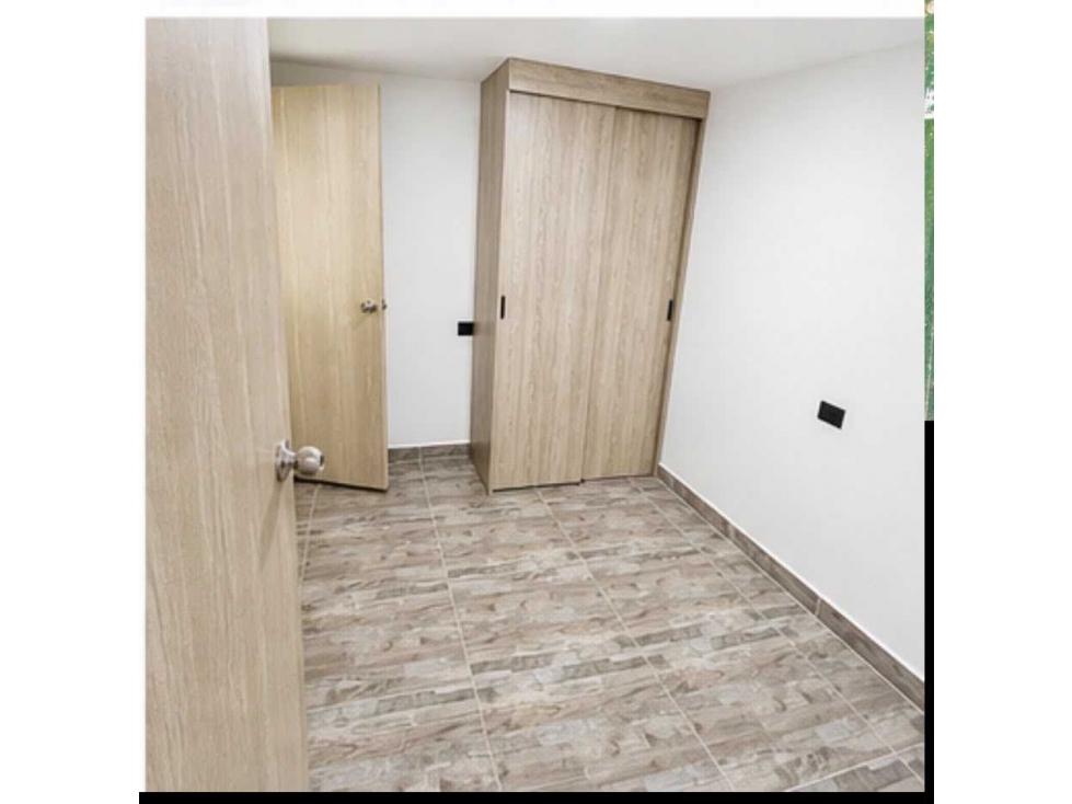 SE VENDE CASA UNIFAMILIAR EN BELÉN LAS VIOLETAS CON TERRAZA — foto 4