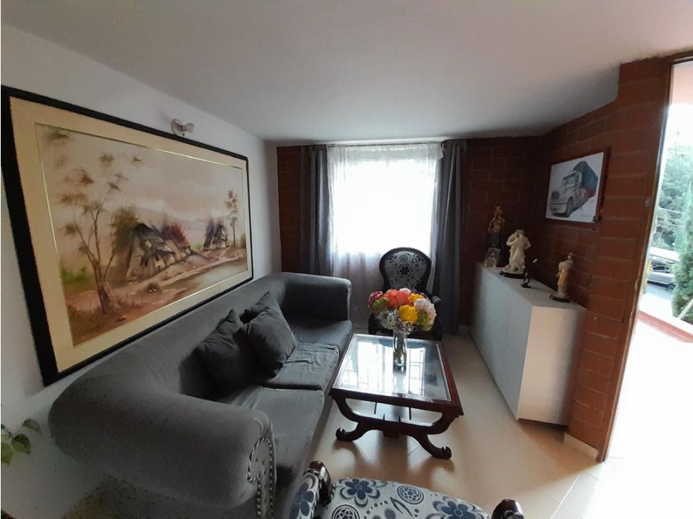 SE VENDE CASA UNIFAMILIAR EN UNIDAD CERRADA ENVIGADO CERCA A MAYORCA — foto 2