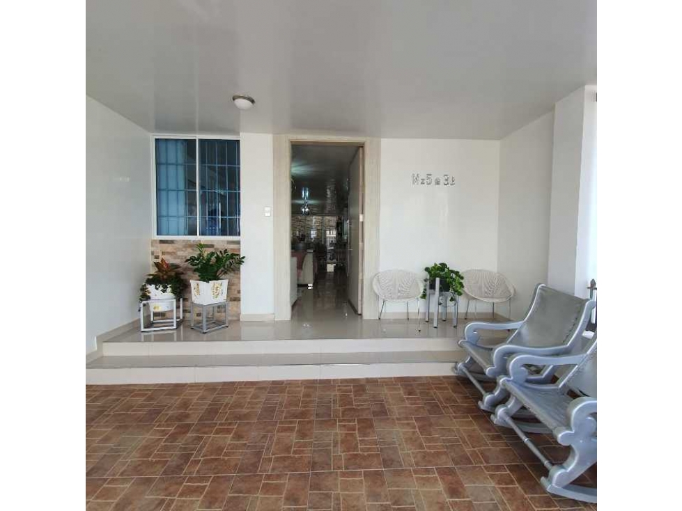 SE VENDE CASA URB. DON MIGUEL — foto 2