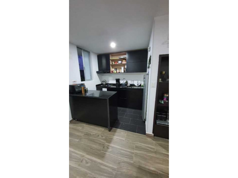 Se vende casa urbana de 68 M2 en 340 mill en La Mesa Cund Col.