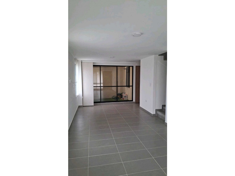 Se vende casa vía aeropuerto el edén, Armenia Quindío