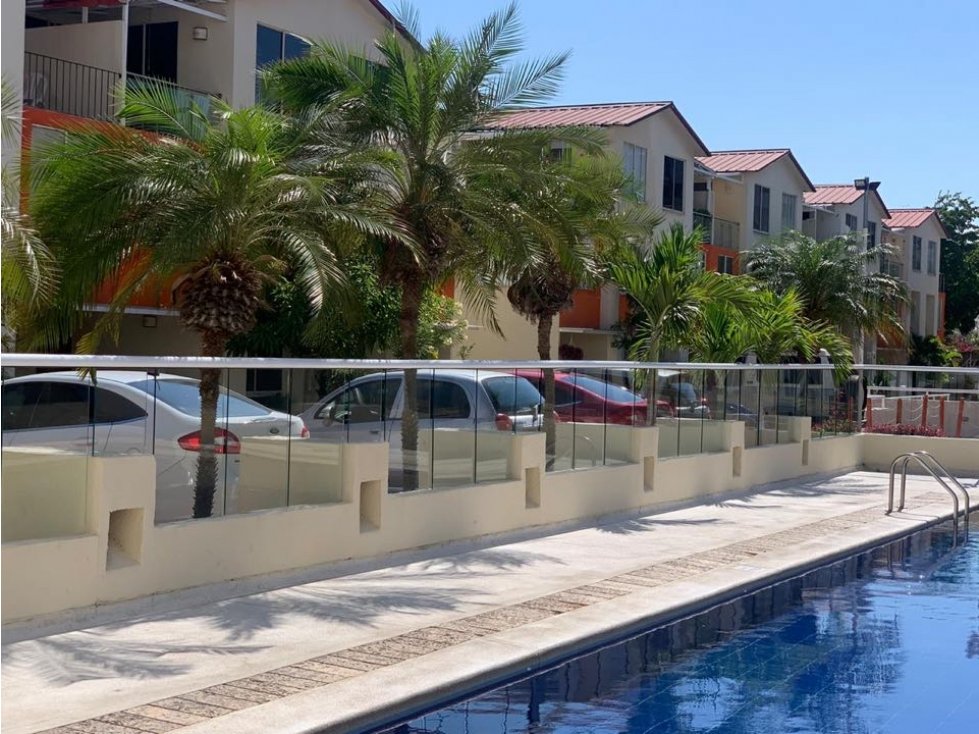 Se Arrienda Casa En Villa Carolina