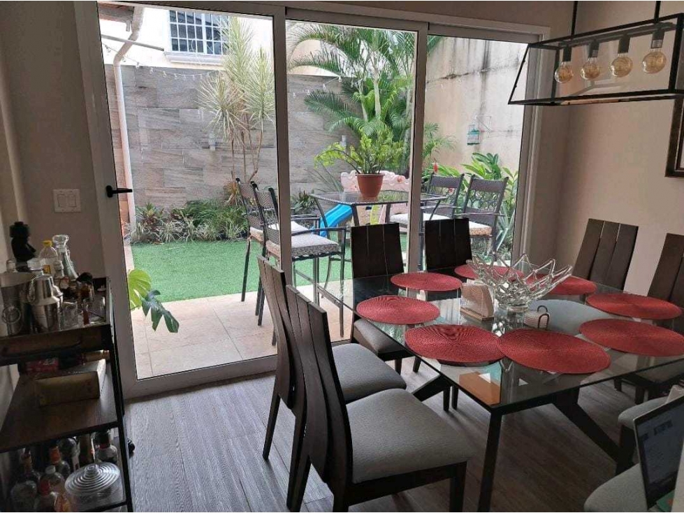 SE VENDE CASA VILLA LUCRE EXCELENTE OPORTUNIDAD 180M2 - 2