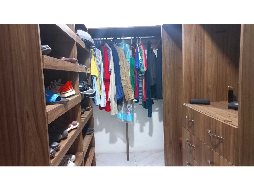 SE VENDE CASA.EN LA HACIENDA. MHGXU — foto 5