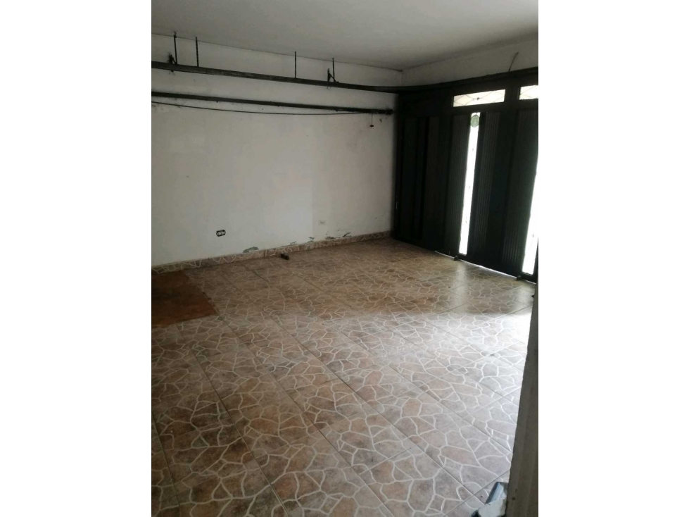 Se vende casa-local niquia cerca centro comercial. — foto 3