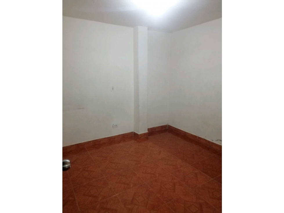 Se vende casa-local niquia cerca centro comercial. — foto 5