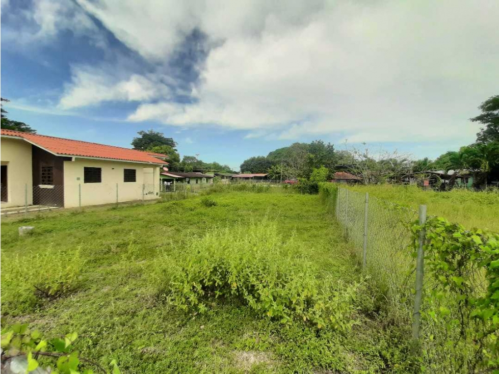 SE VENDE CÉNTRICO LOTE 300 m² EN GUARARE - 1
