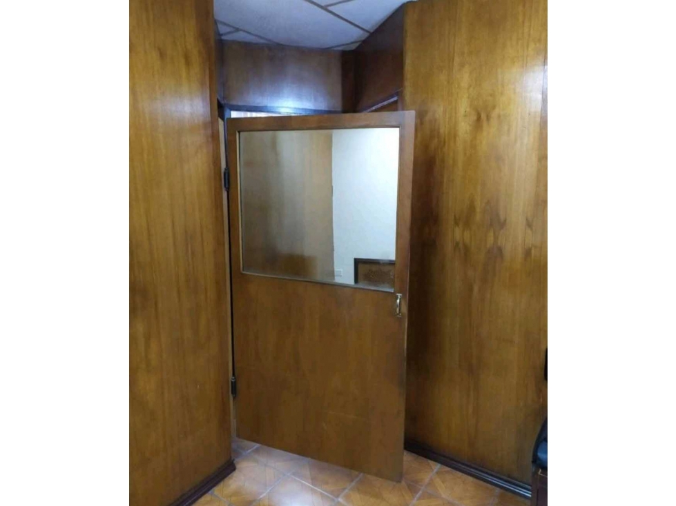 Se vende consultorio medico en edificio Altamirano — foto 4