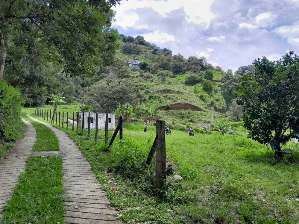 Se vende de 2100m2 en vereda graciano barbosa — foto 5