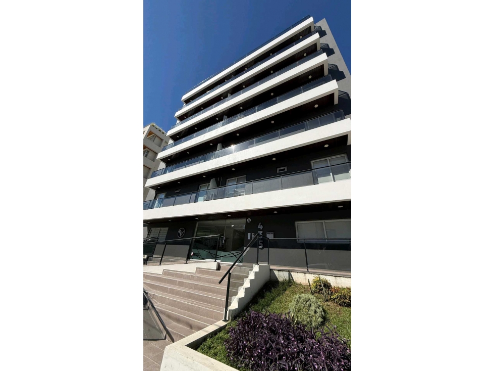 Se vende departamento cochera pileta centro
