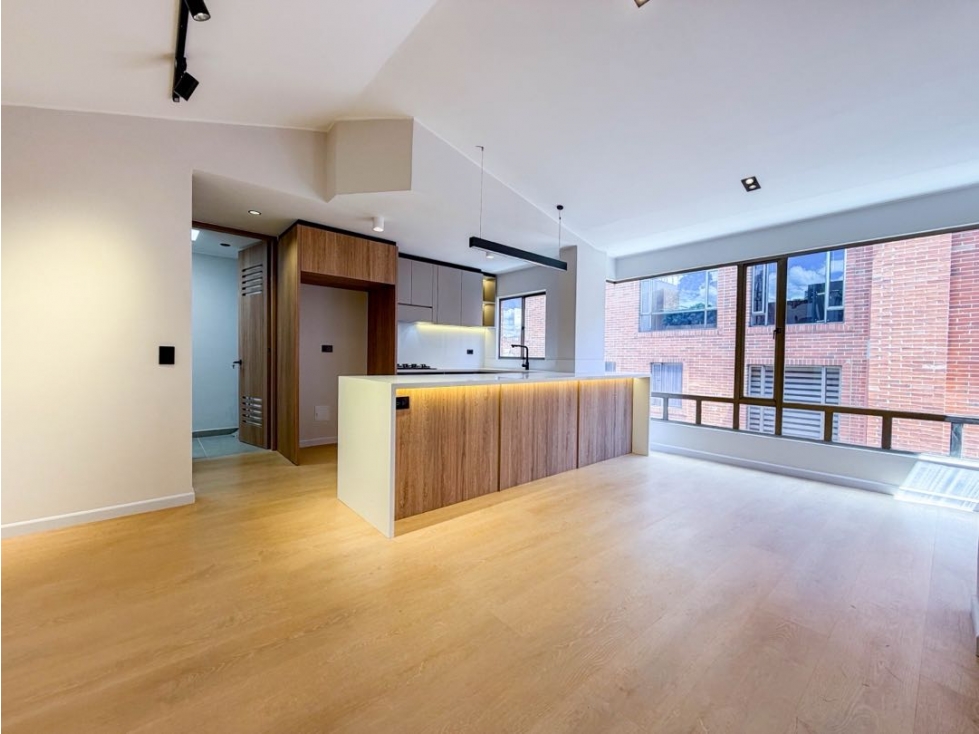Se vende duplex totalmente remodelado en San Patricio