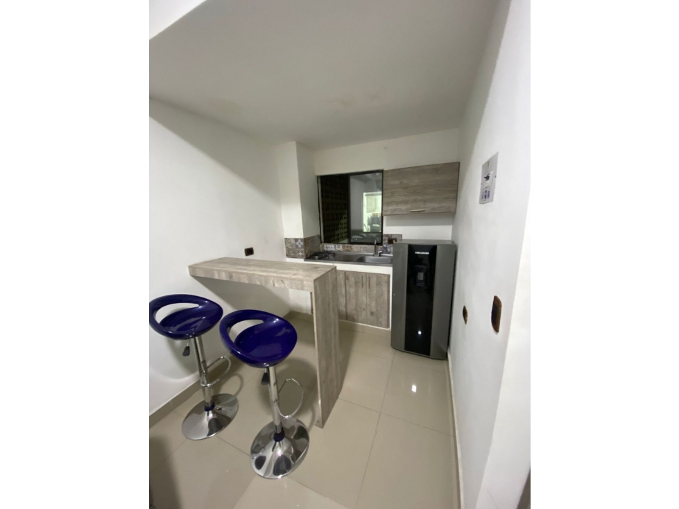 SE VENDE EDICIO EN LA FLORA. NORTE DE CALI 465. - 6