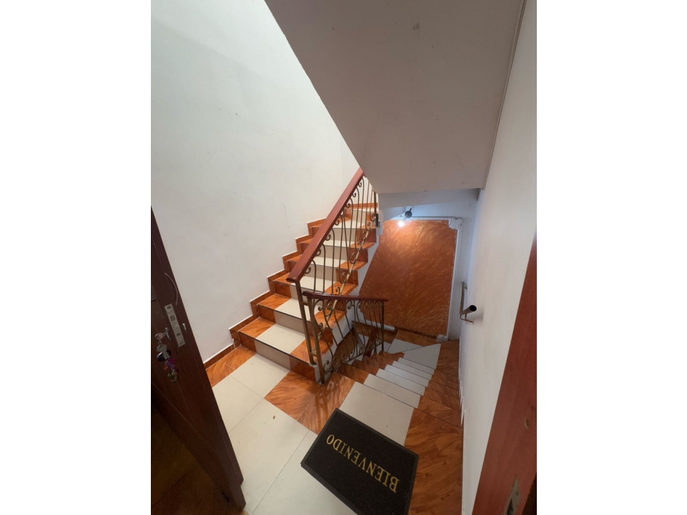SE VENDE EDIFICIO DE 4 PISOS SANTA RITA OESTE CALI — foto 2