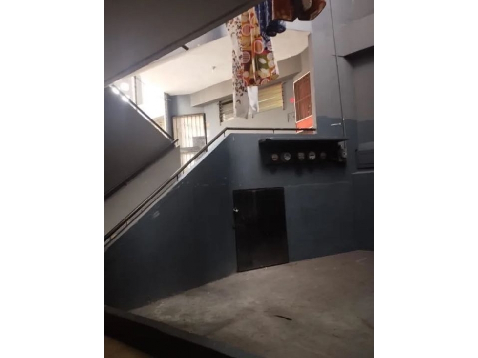 SE VENDE EDIFICIO EN CALIDONIA AM - 4